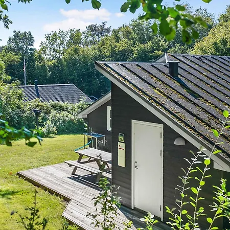 Prázdninový dům Summer House In Beautiful Nature In Brunshuse *